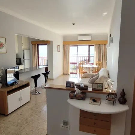 Rocha Edificio Clube Praia Mar * 포티마오